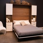 Lit escamotable blanc et bois moderne ouvert